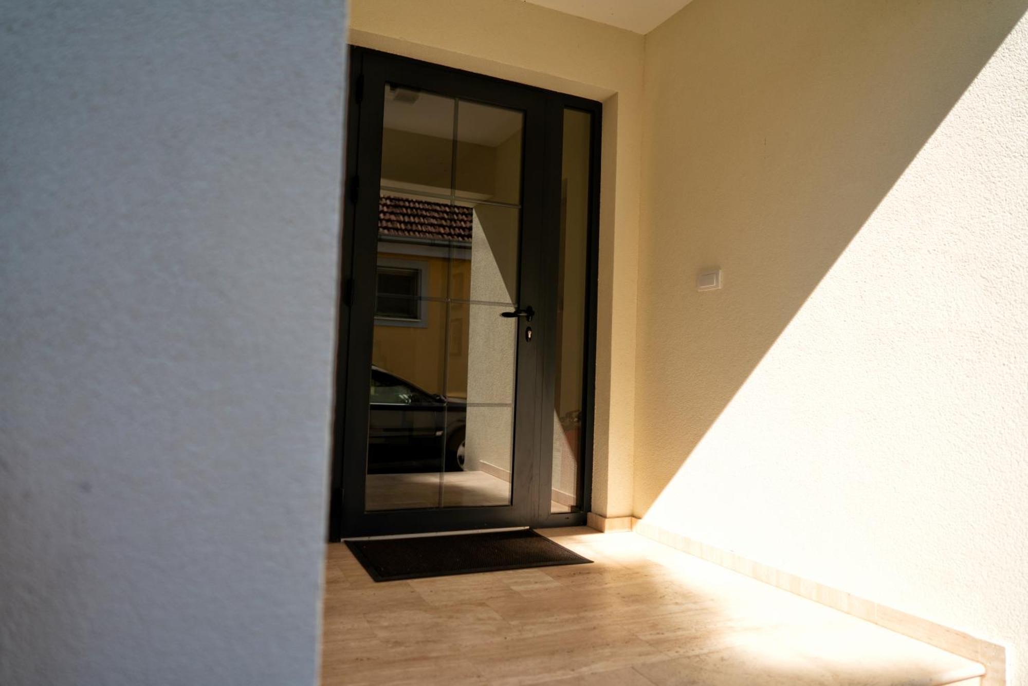 La Roue Hotel Vrsac Ngoại thất bức ảnh